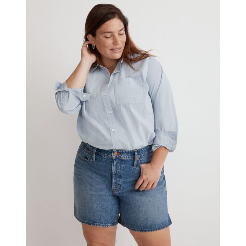 Madewell Plus Relaxed Mid-Length Denim Shorts: Side-Slit Edition
